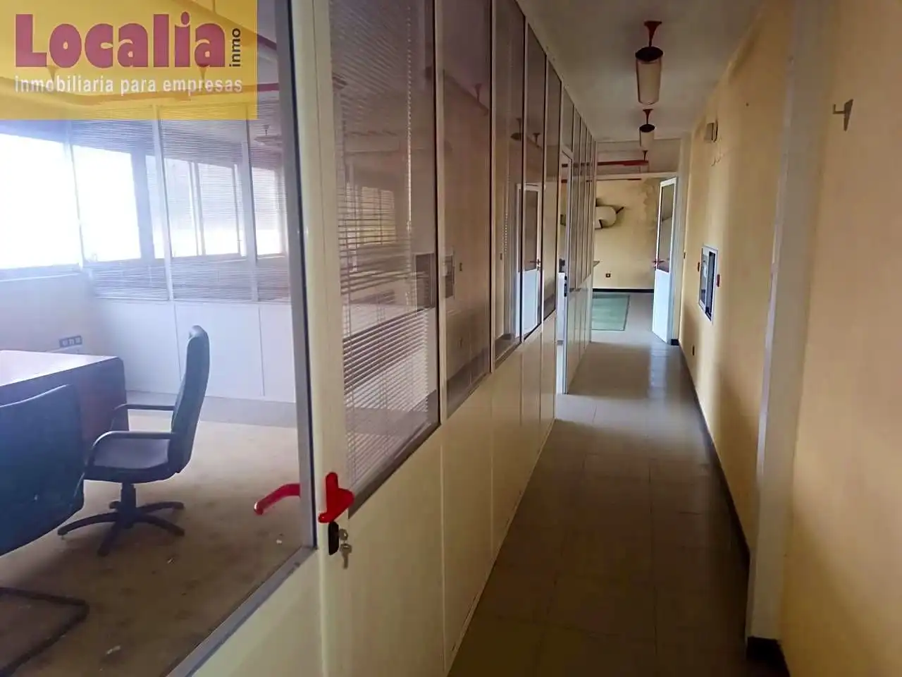 Office for rent in Los Corrales de Buelna 