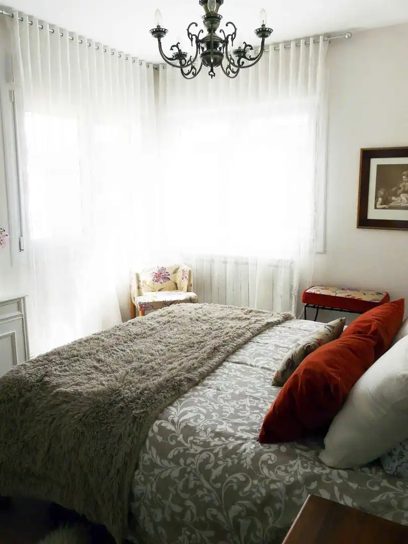 Habitación de Casa adosada en venta en Cascante con Calefacción y Jardín privado