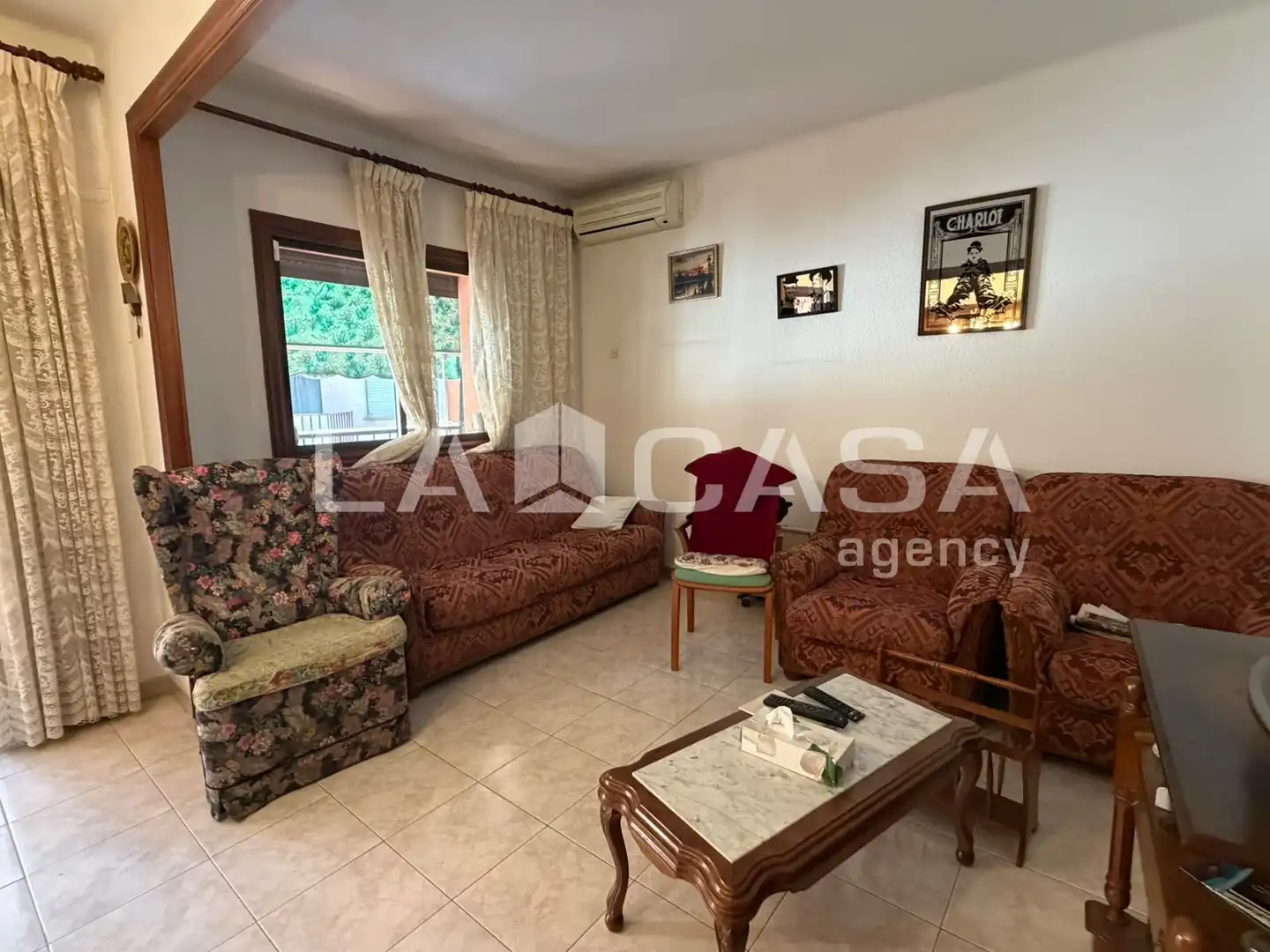 Living room of Flat for sale in Santa Coloma de Gramenet  with Heating, Storage room and Balcony