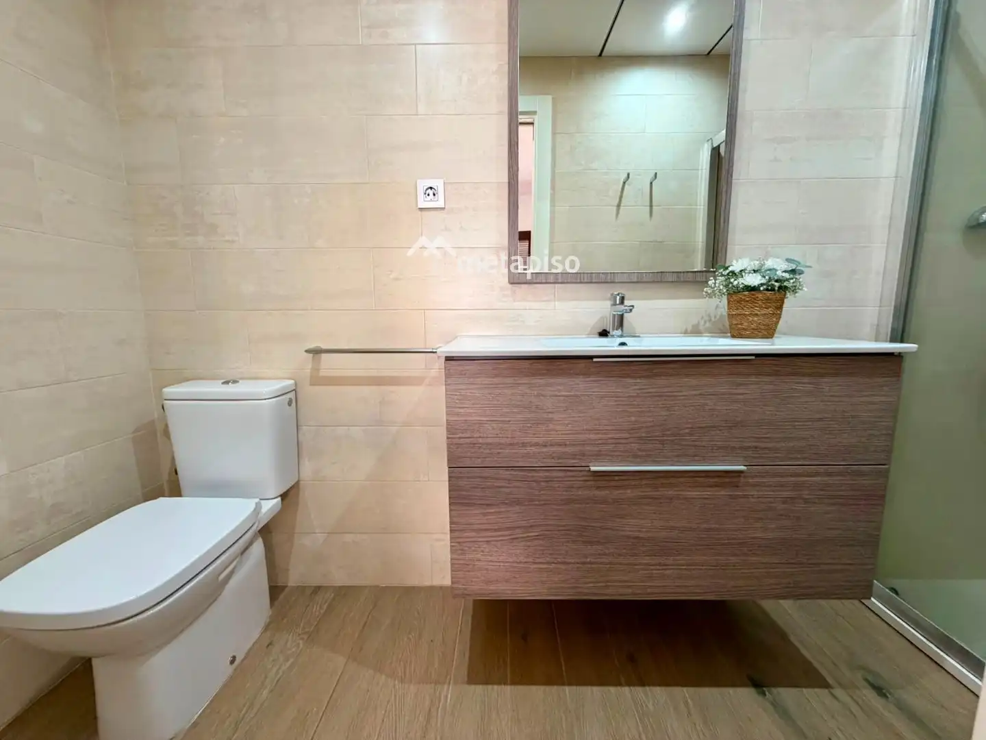 Bathroom of Flat for sale in El Vendrell  with Air Conditioner, Heating and Terrace