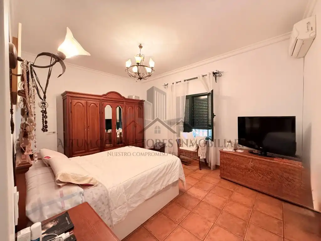 Dormitori de Casa o xalet en venda en Alcalá de Guadaira