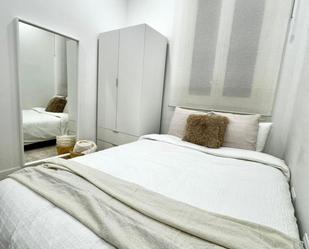 Bedroom of Apartment to share in  Madrid Capital  with Air Conditioner, Furnished and Oven