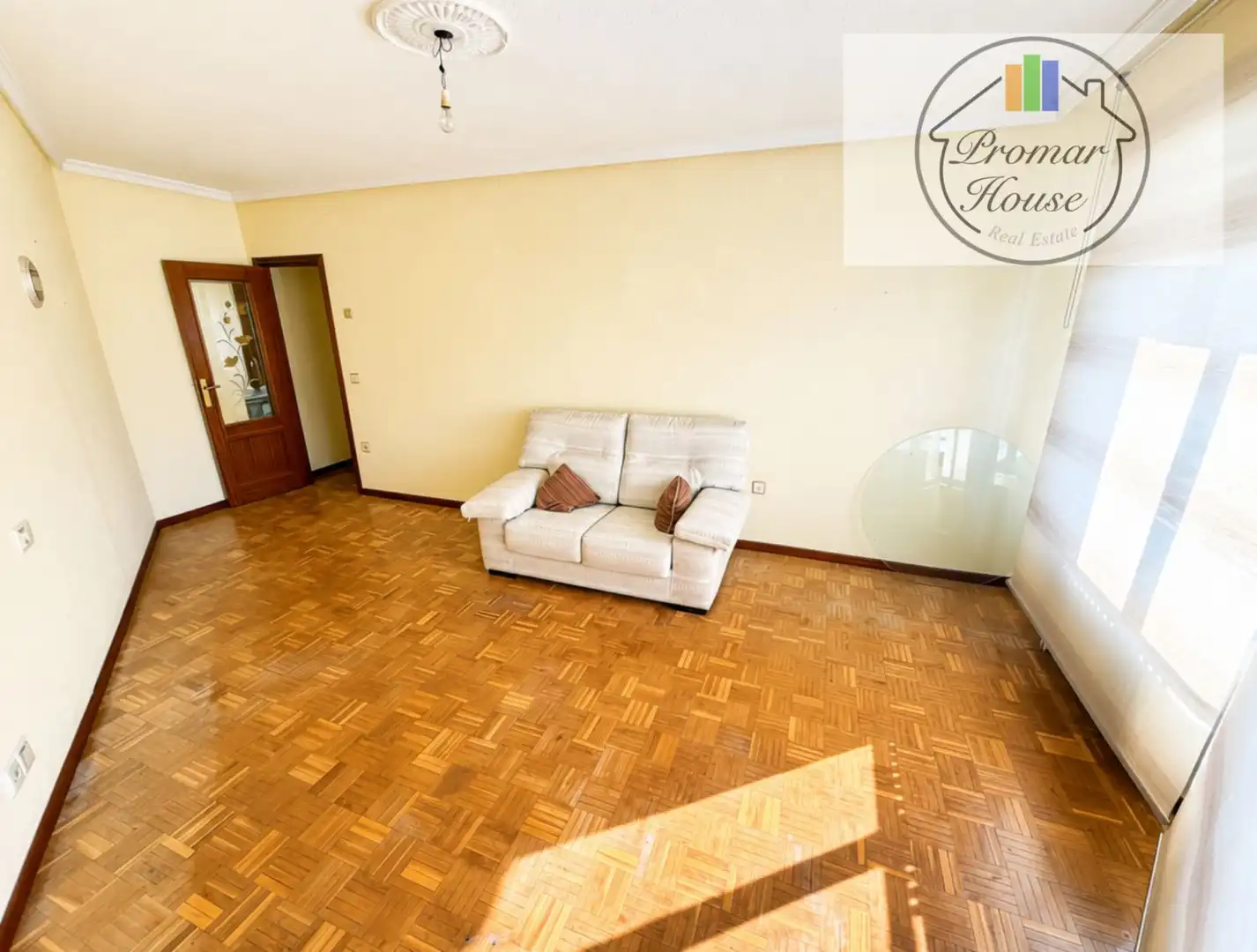 Living room of Flat for sale in Peñaranda de Bracamonte  with Heating