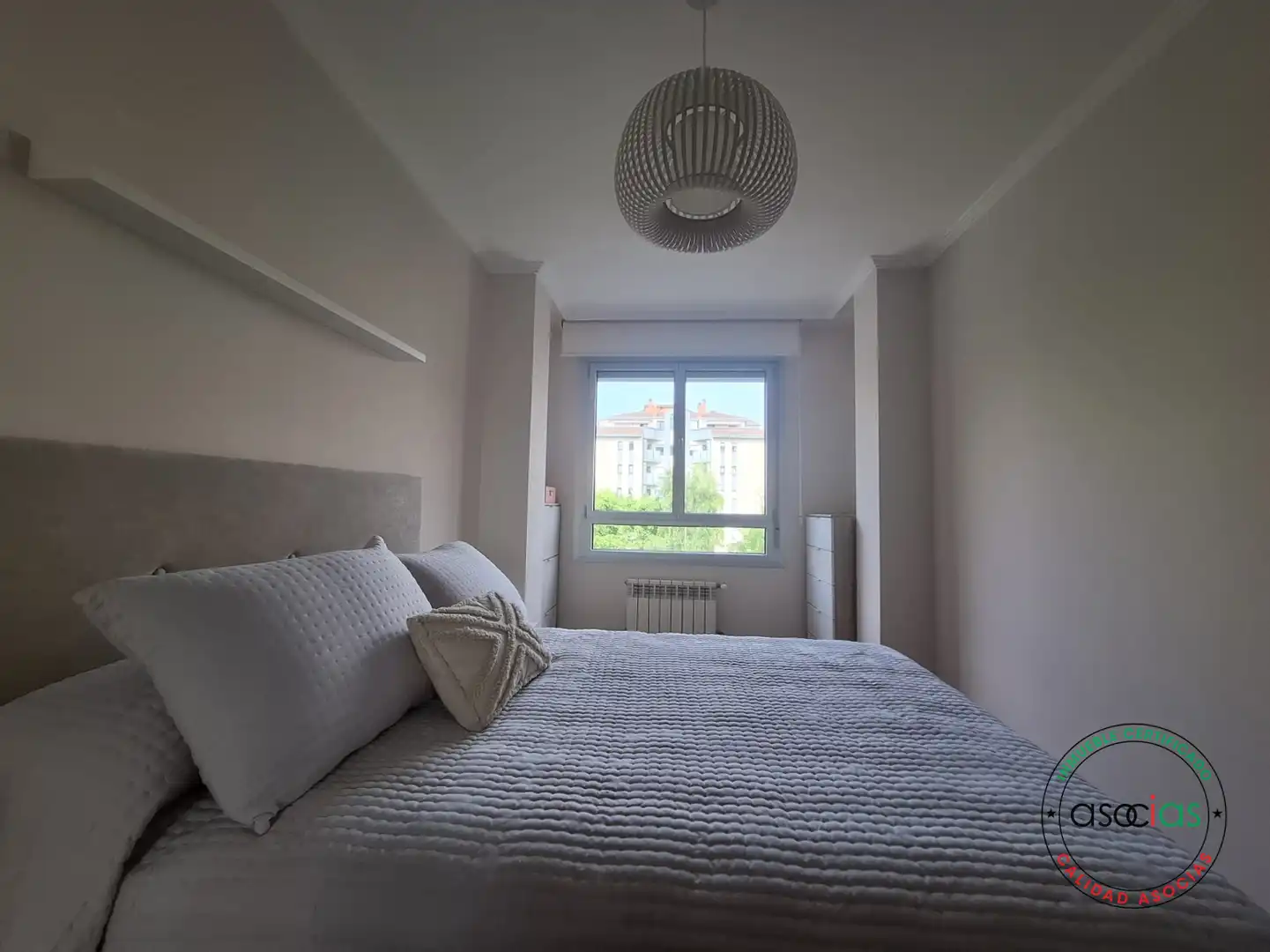 Habitación de Piso en venta en Gijón  con Calefacción y Trastero