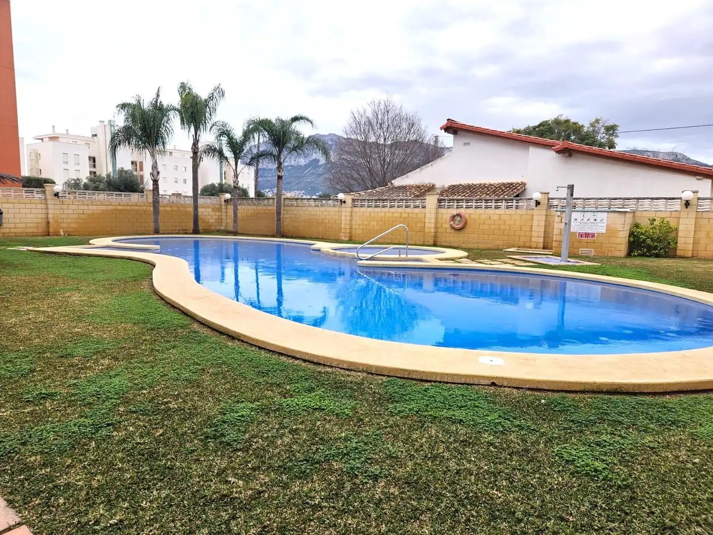 Apartamento con piscina en venta en Centro Urbano, imagen 37