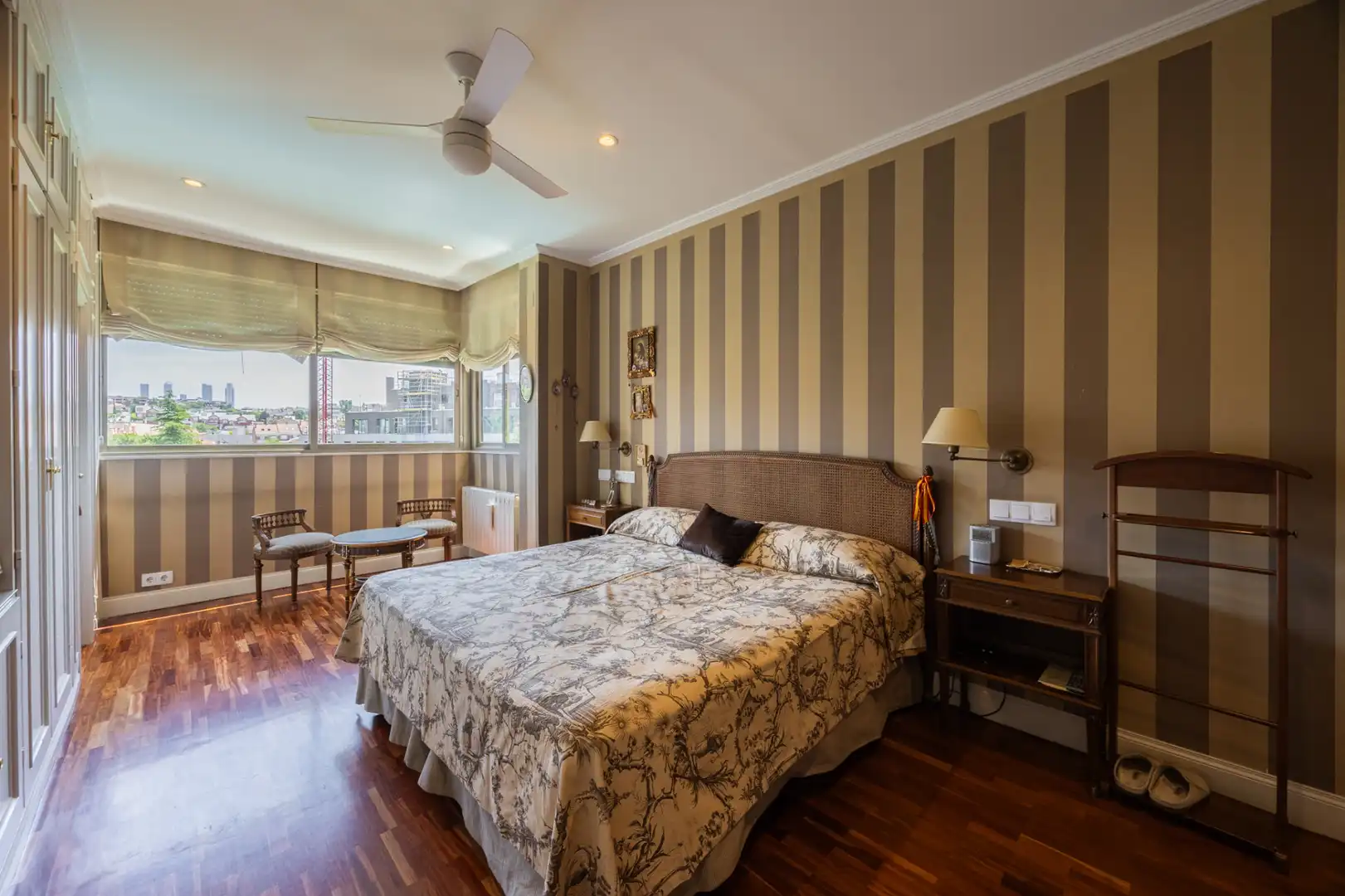 Habitación de Piso en venta en Madrid con Aire acondicionado, Calefacción y Jardín privado