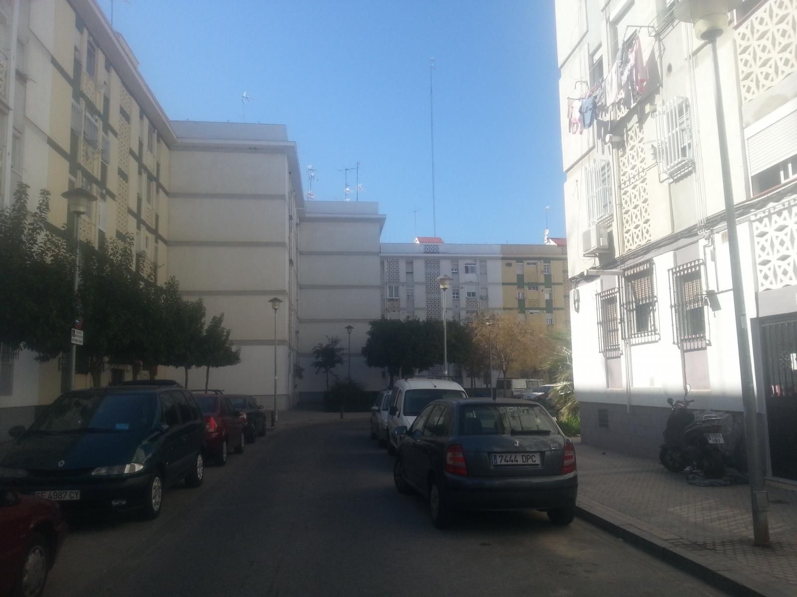 Vista exterior de Pis en venda en  Sevilla Capital