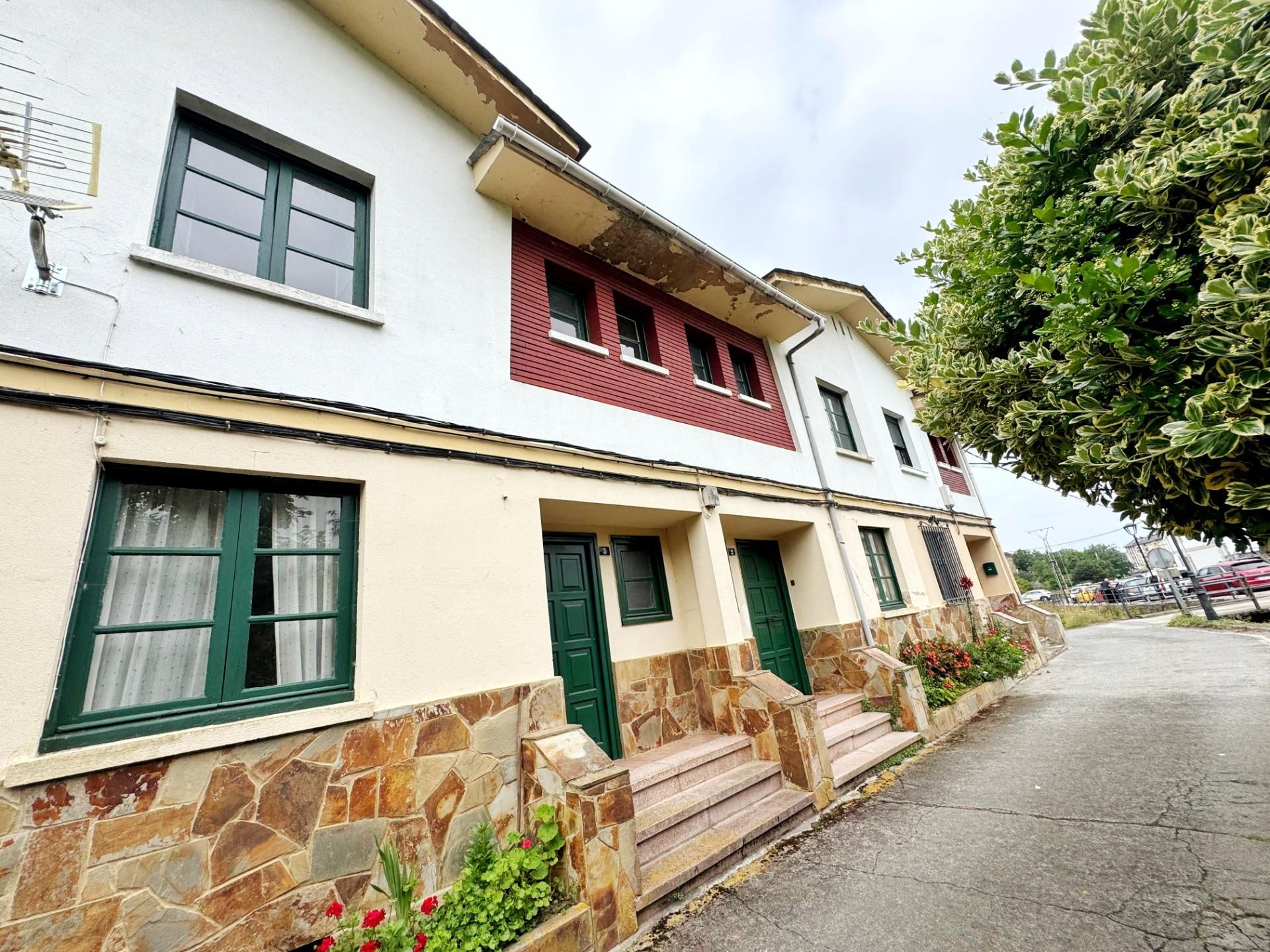 Exterior view of House or chalet for sale in Vegadeo  with Heating, Terrace and Storage room