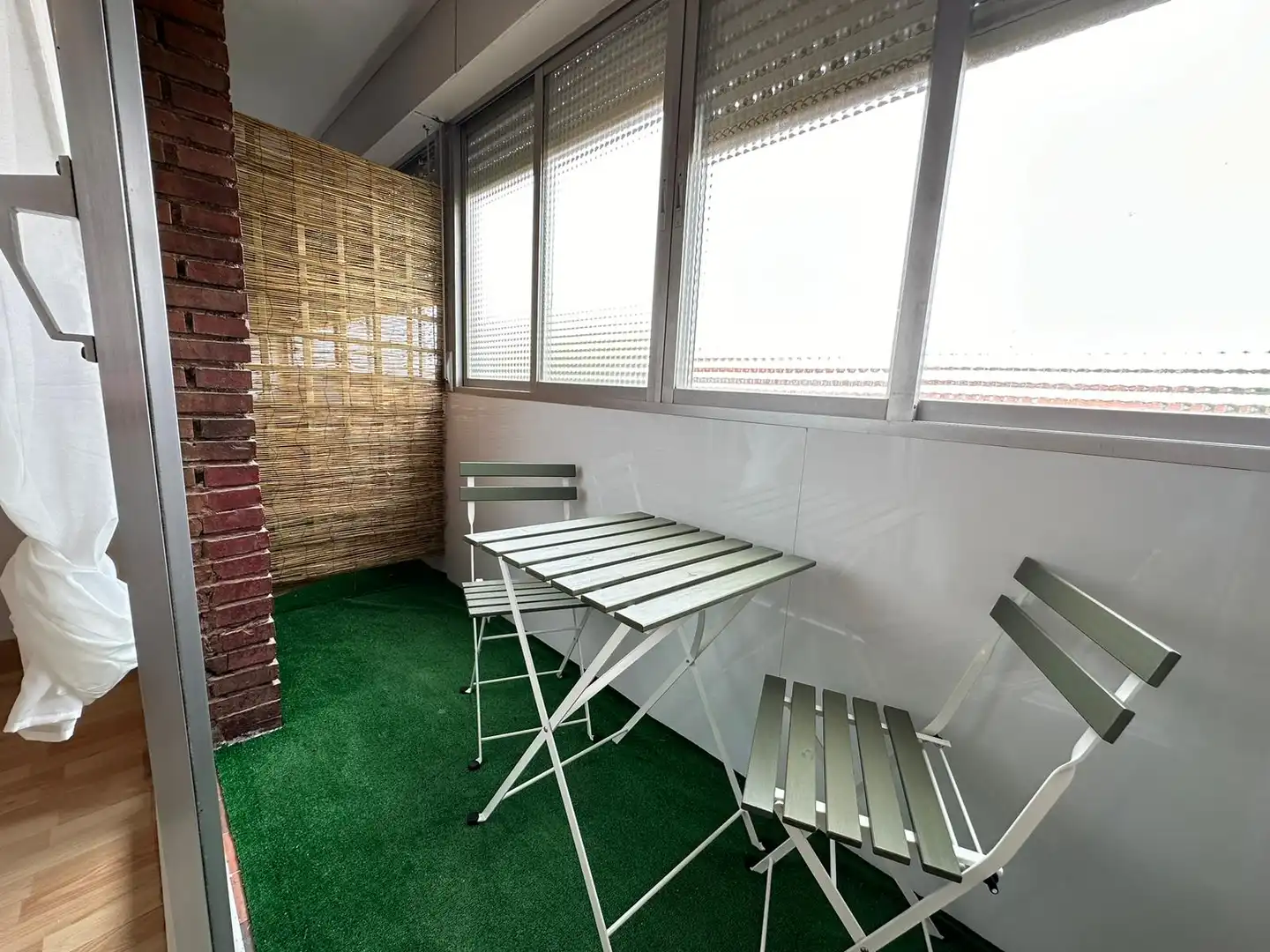 Room in Calle de San Asturio Serrano, 3, Reyes Católicos