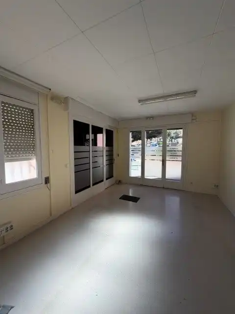 Business premises to rent in Centre, imagen 2