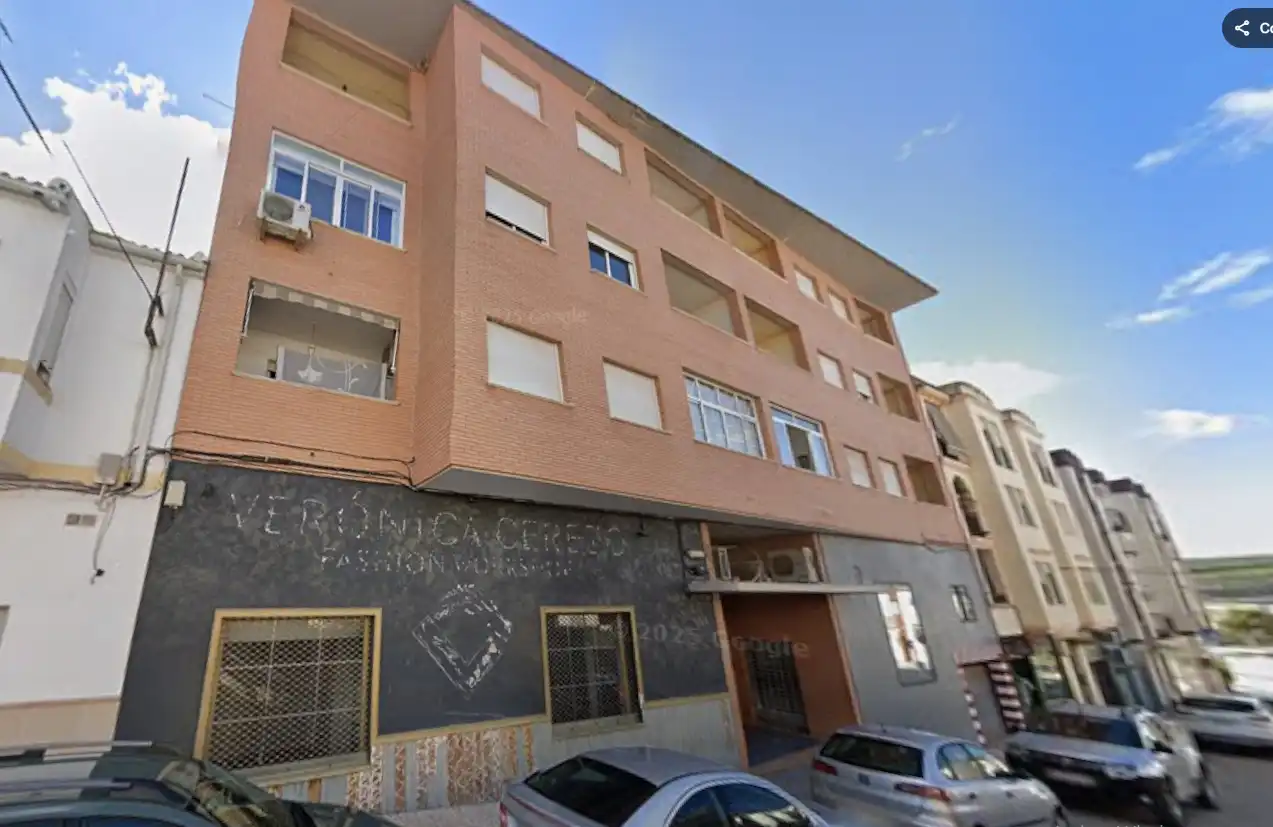 Pis amb ascensor en venda a Calle Reina Sofía 45