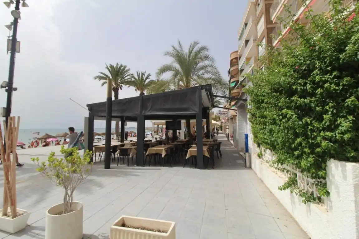Apartments for sale in Torrevieja  with Air Conditioner, Terrace and Furnished