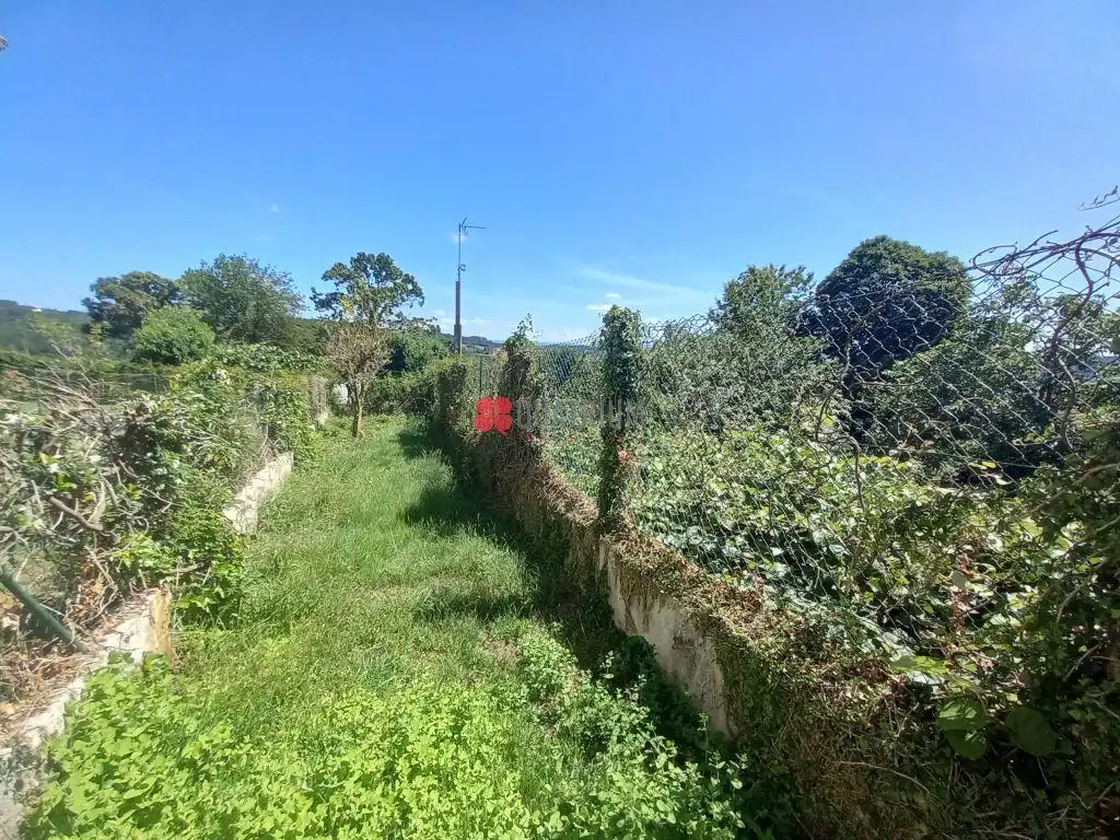 Casa o chalet de alquiler en Santiago de Compostela  con Calefacción, Jardín privado y Trastero