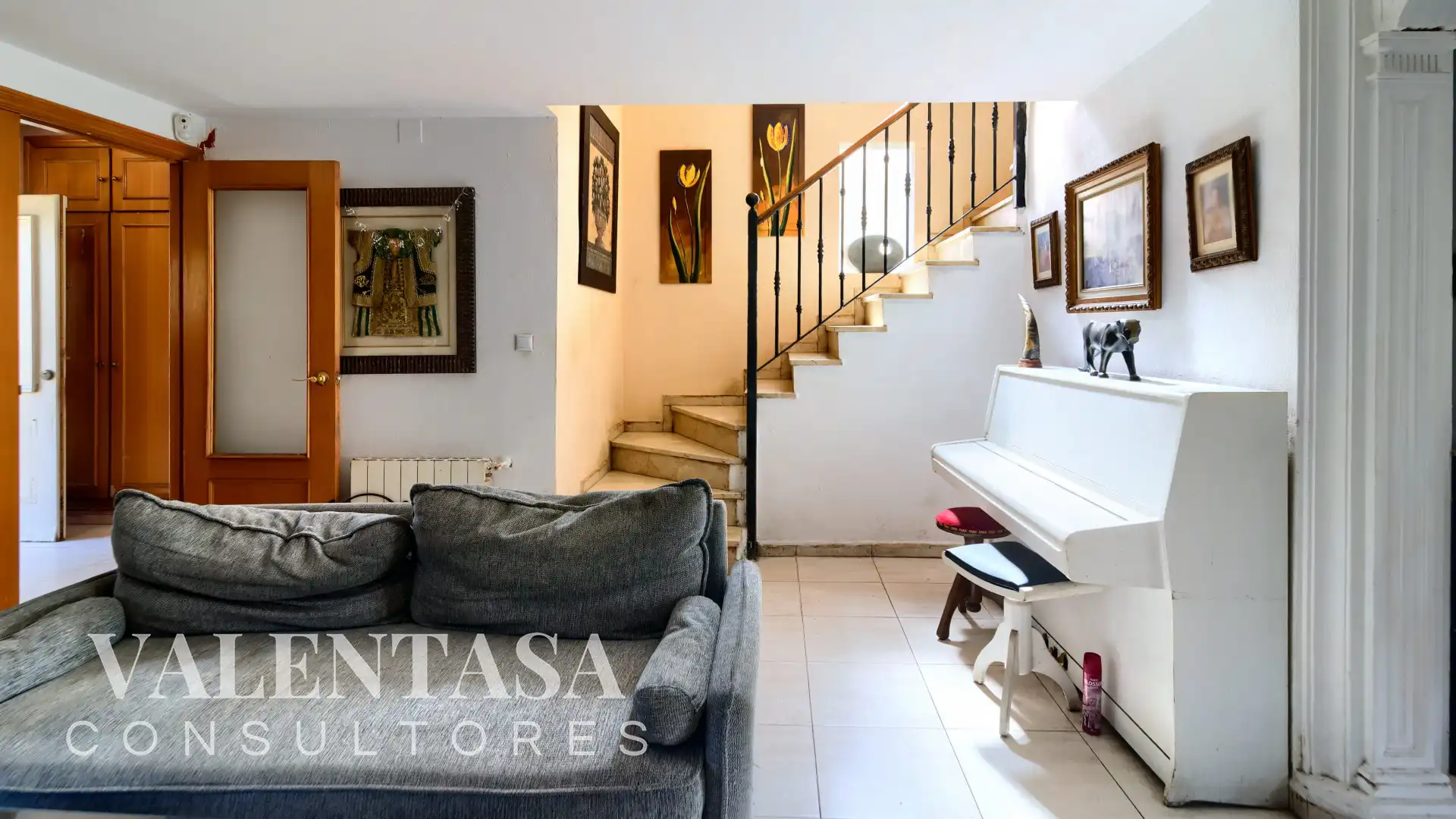 Houses for sale in L'Eliana  with Air Conditioner, Heating and Private garden