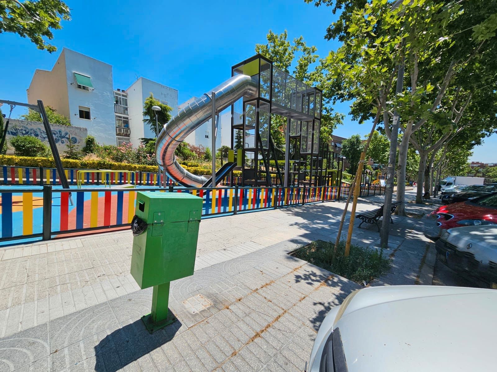 Vista exterior de Pis en venda en San Sebastián de los Reyes amb Calefacció i Terrassa