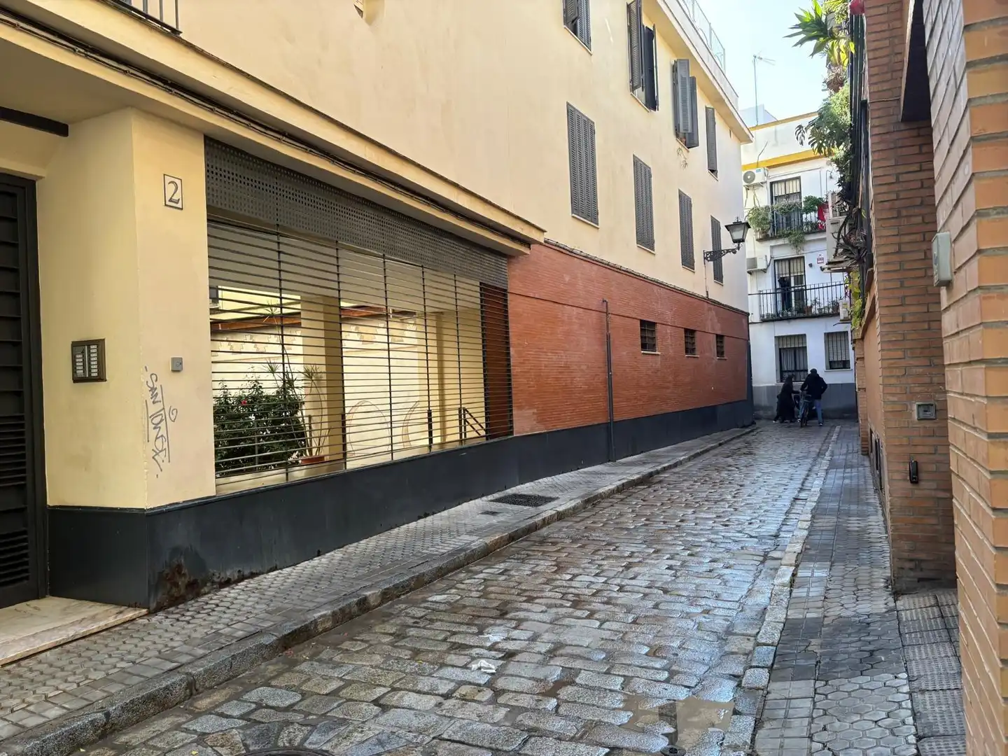 Exterior view of Flat for sale in Sevilla  with Air Conditioner, Terrace and Storage room