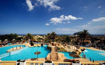 Piscina de Casa o xalet en venda en Calpe / Calp amb Aire condicionat, Terrassa i Piscina comunitària