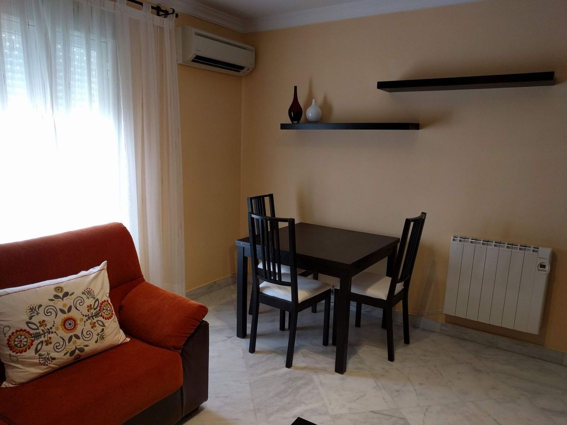 Dormitori de Casa adosada en venda en San Fernando