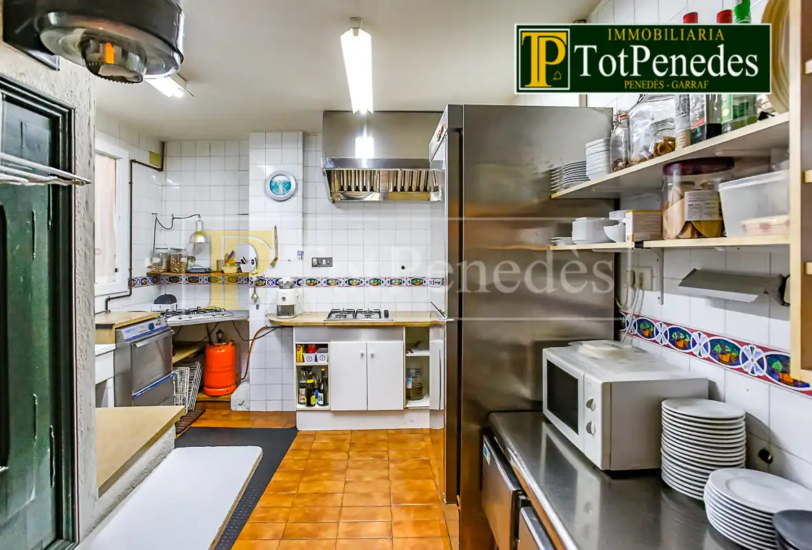 Cocina de Local en traspaso en Sant Martí Sarroca con Aire acondicionado, Calefacción y Terraza