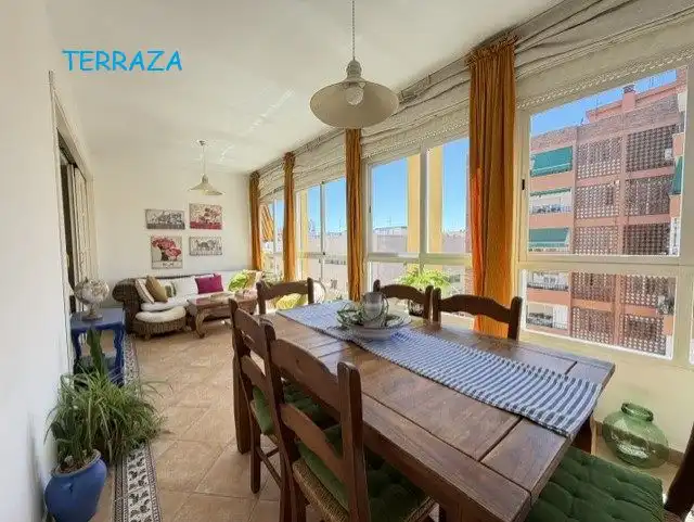 Vista exterior de Piso en venta en Badajoz con Aire acondicionado, Calefacción y Terraza