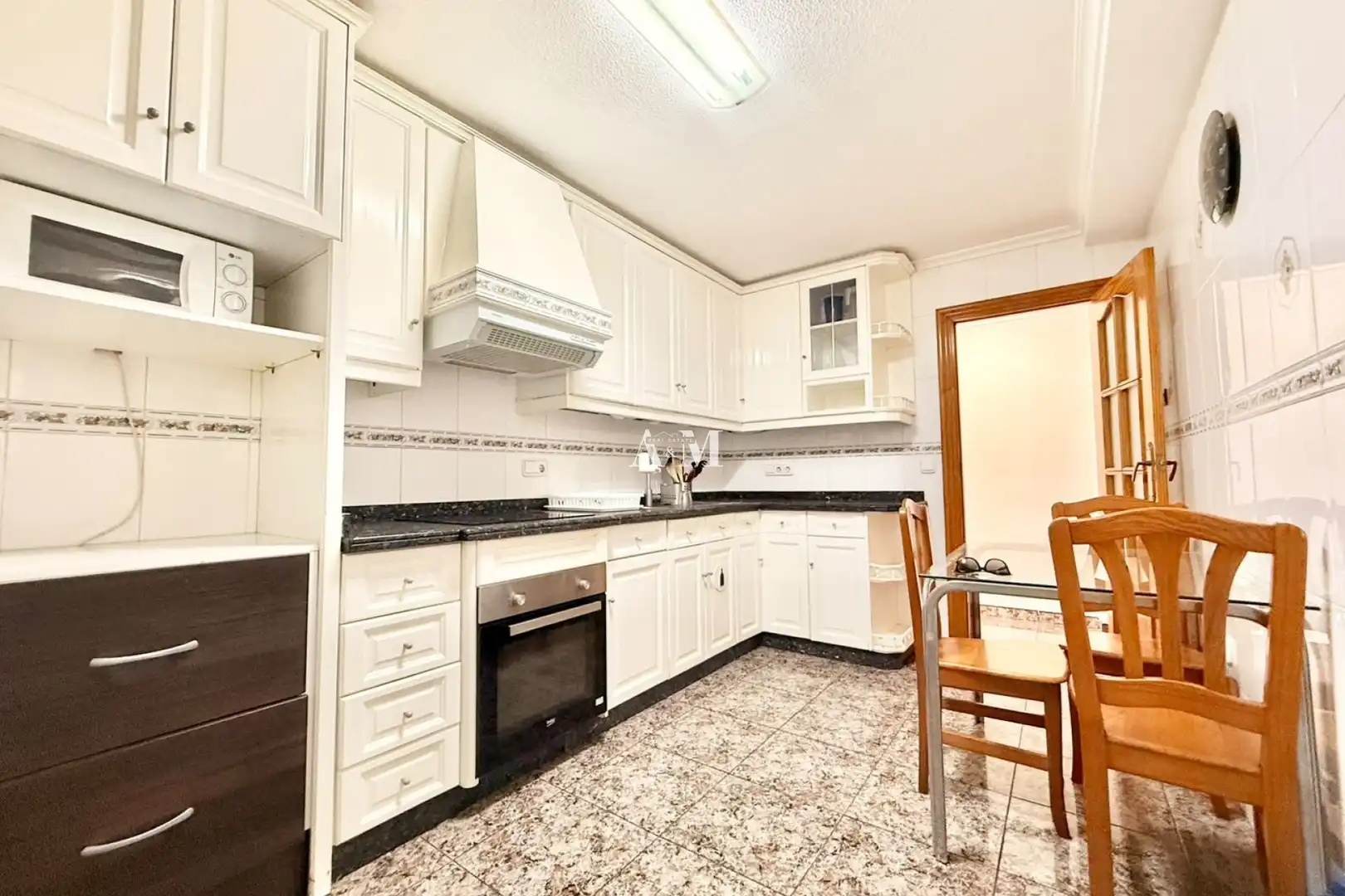 Kitchen of Flat for rent in Elche / Elx  with Terrace, Furnished and Washing machine