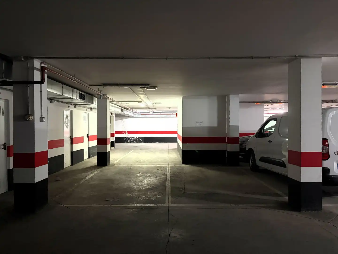 Parkplatz von Garage zum Verkauf in Telde