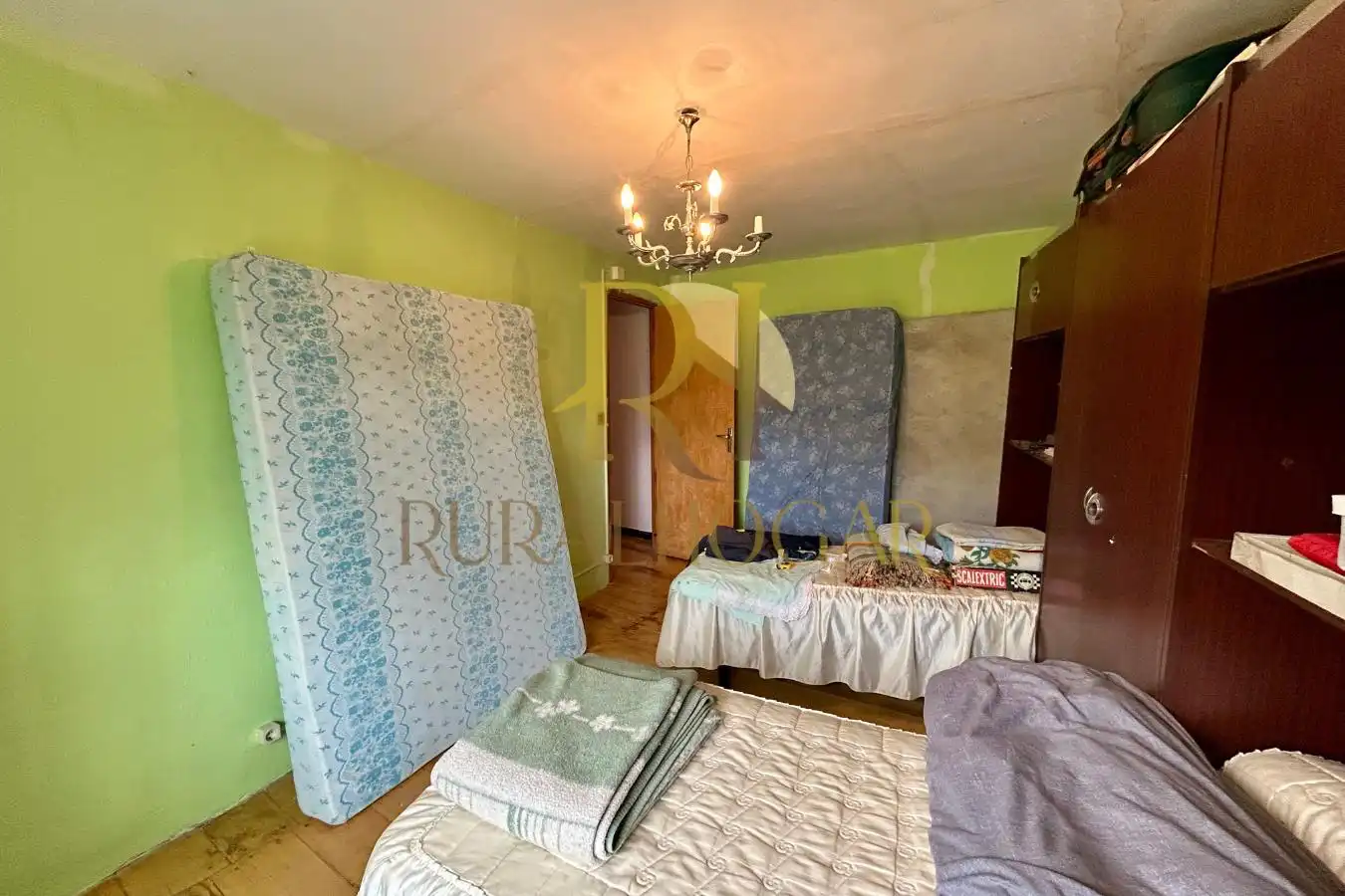 Habitación de Casa o chalet en venta en Castrillo de la Valduerna con Balcón