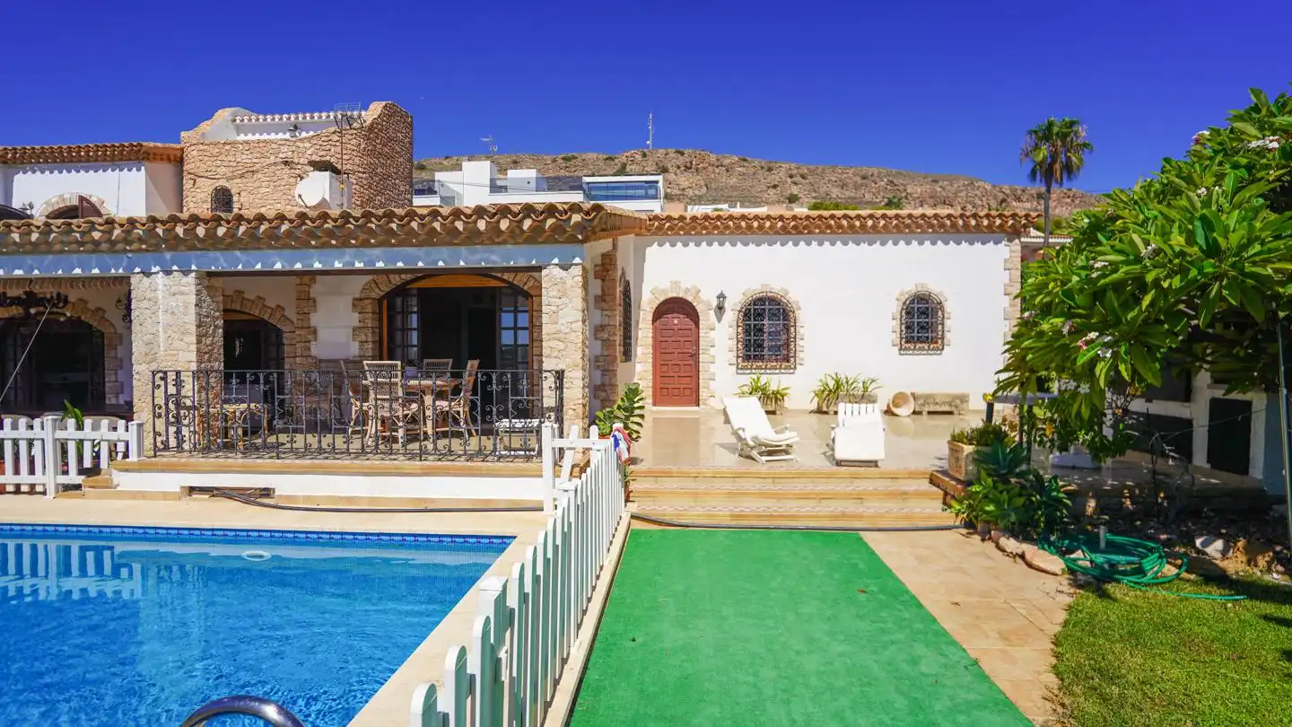 Casa amb terrassa en venda a Avinguda de la Armada Española, imagen 56