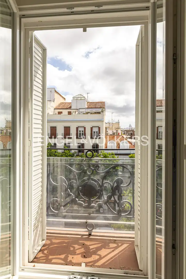 Balcony of Flat for rent in Madrid  with Air Conditioner, Heating and Balcony