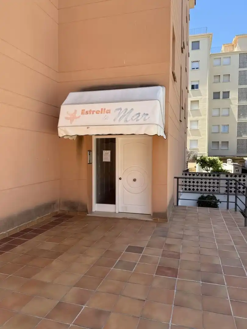 Wohnung zum Verkauf in Calafell mit Klimaanlage, Heizung und Terrasse