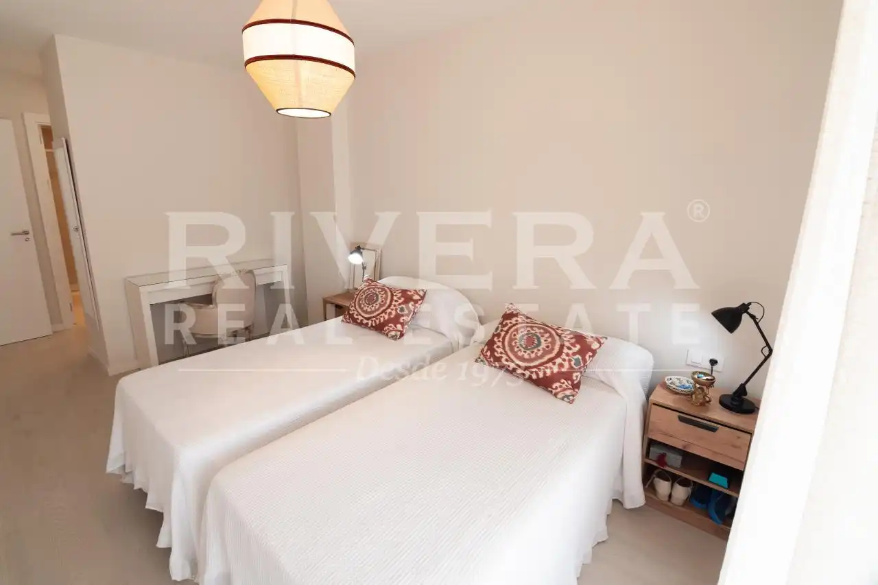 Habitación de Piso en venta en Sanxenxo con Calefacción, Terraza y Trastero