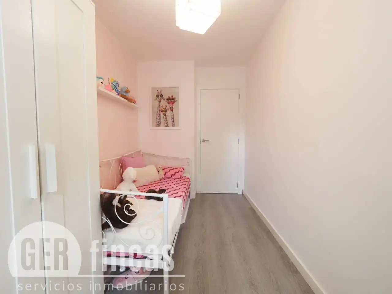 Bedroom of Flat for sale in Rubí  with Air Conditioner, Heating and Parquet flooring