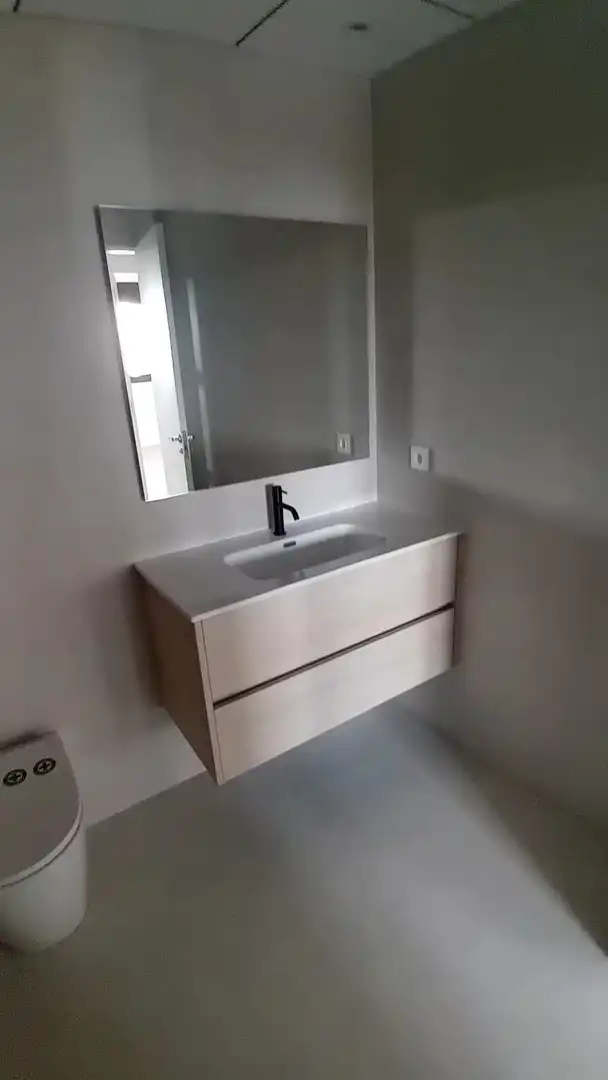 Badezimmer von Wohnung zur Miete in Lleida mit Heizung, Privatgarten und Terrasse