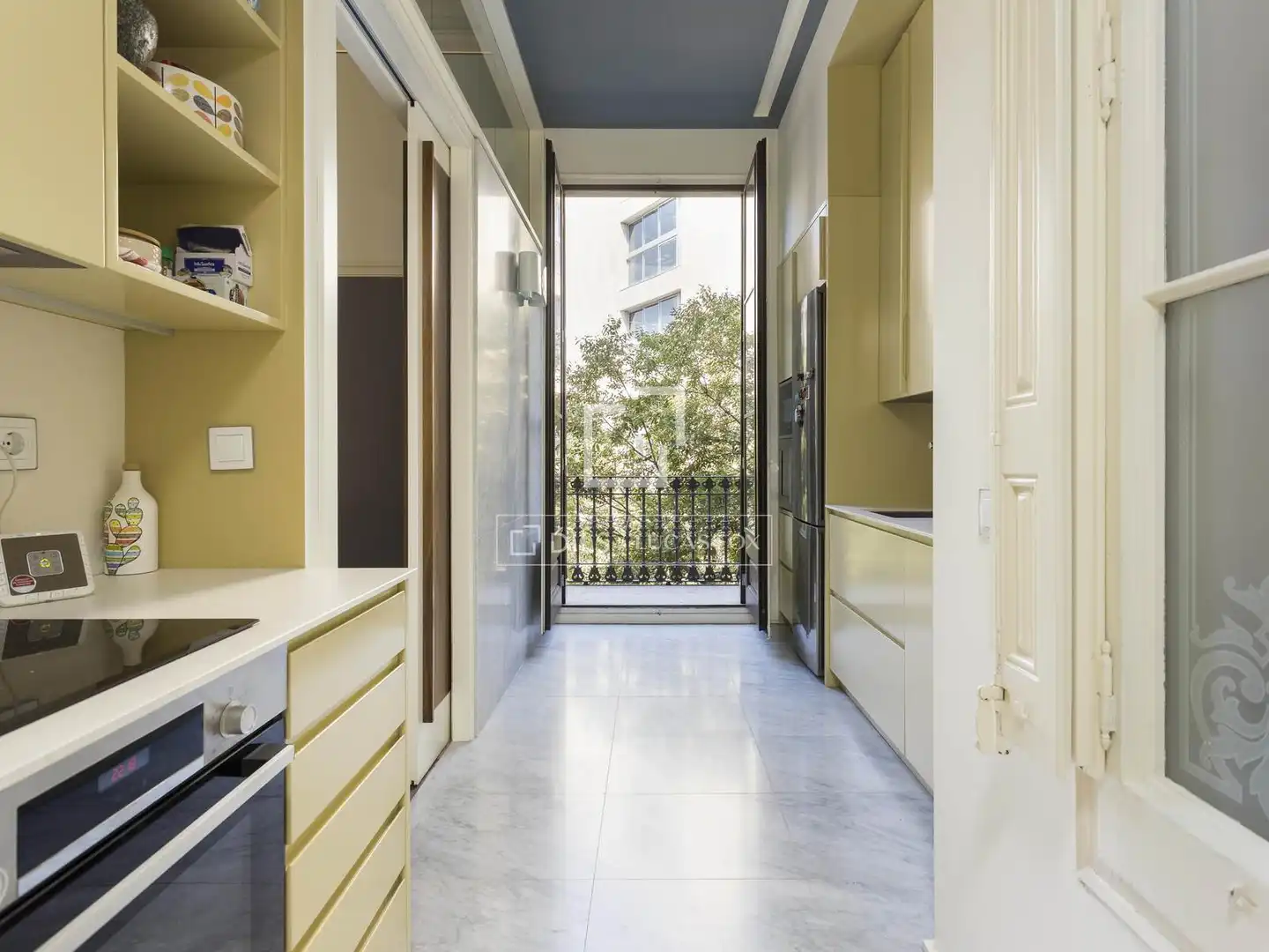 Flat for rent in Barcelona  with Air Conditioner, Furnished and Balcony