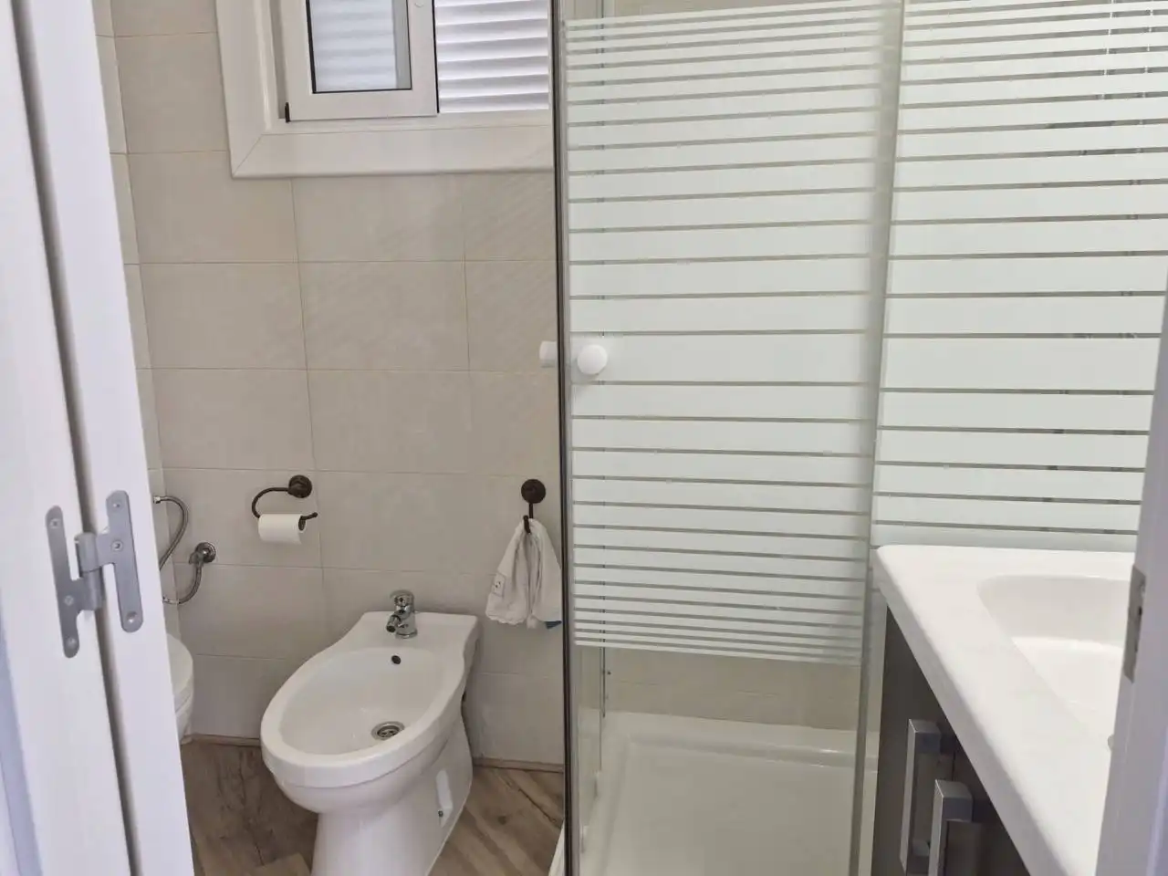 Baño de Piso en venta en Cubelles con Aire acondicionado, Calefacción y Amueblado