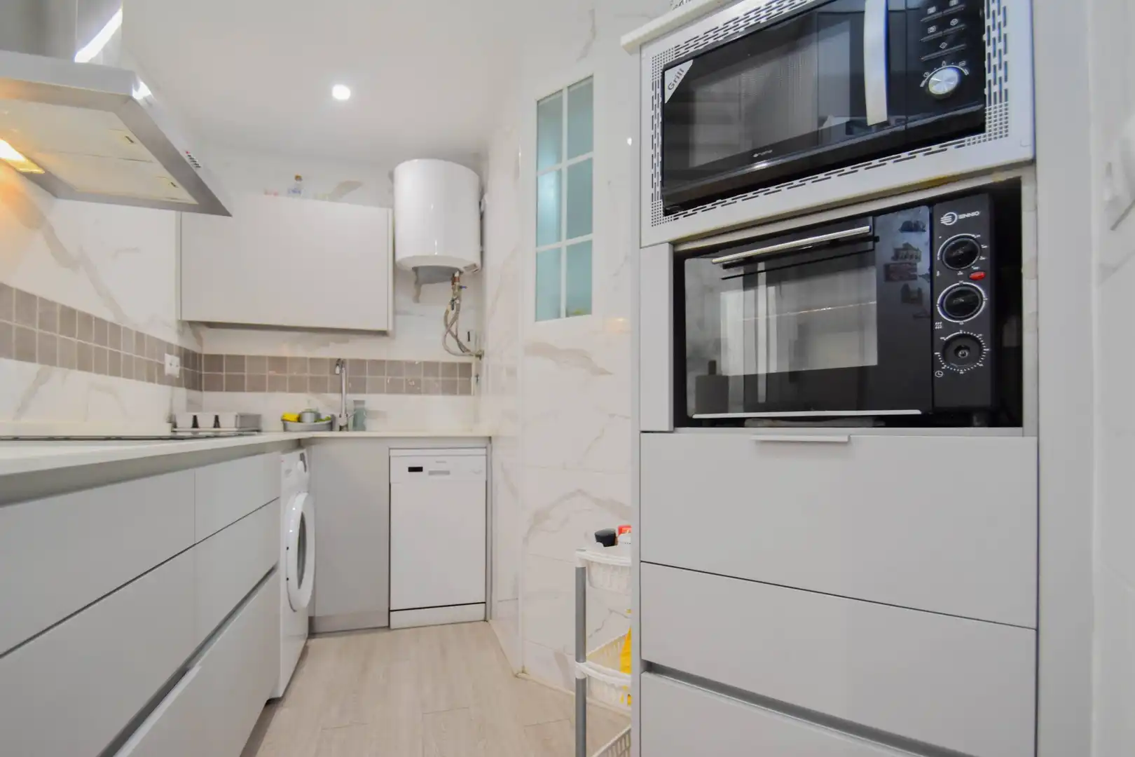 Kitchen of Flat for sale in Atarfe  with Air Conditioner