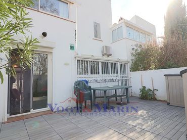 Haus mit Balkon zum Verkauf in Carrer Montseny