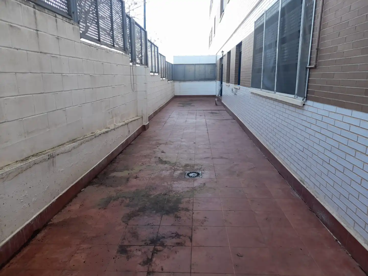 Terraza de Planta baja en venta en Puertollano con Calefacción, Trastero y Piscina comunitaria