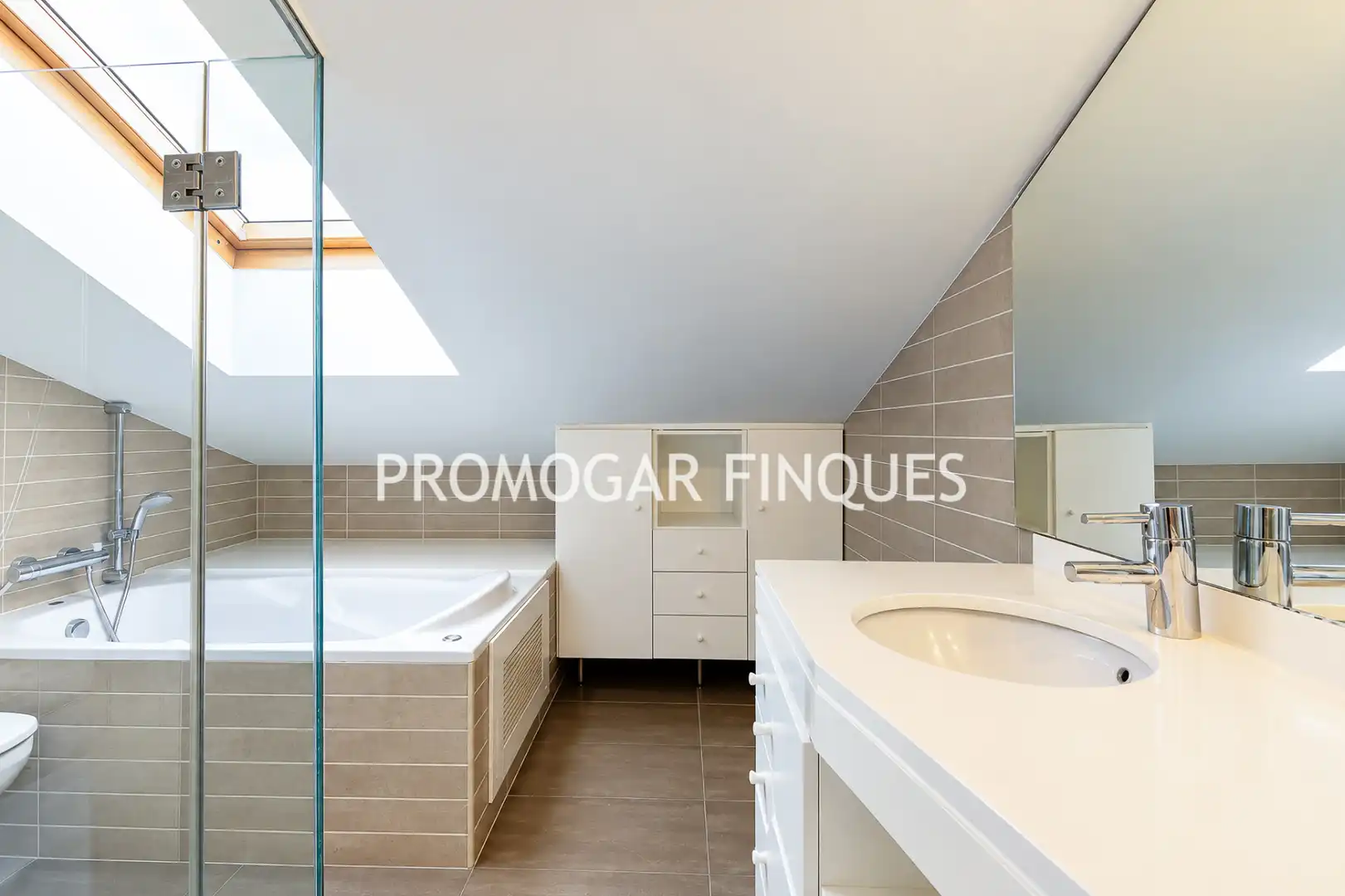 Appartement avec terrasse à vendre à Carrer de Bergara, imagen 33