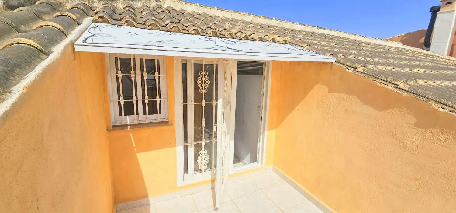 Casa adosada en venda a El Tomillar