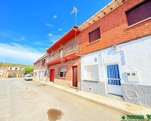 Vista exterior de Casa adosada en venda en Arenas de San Pedro amb Balcó