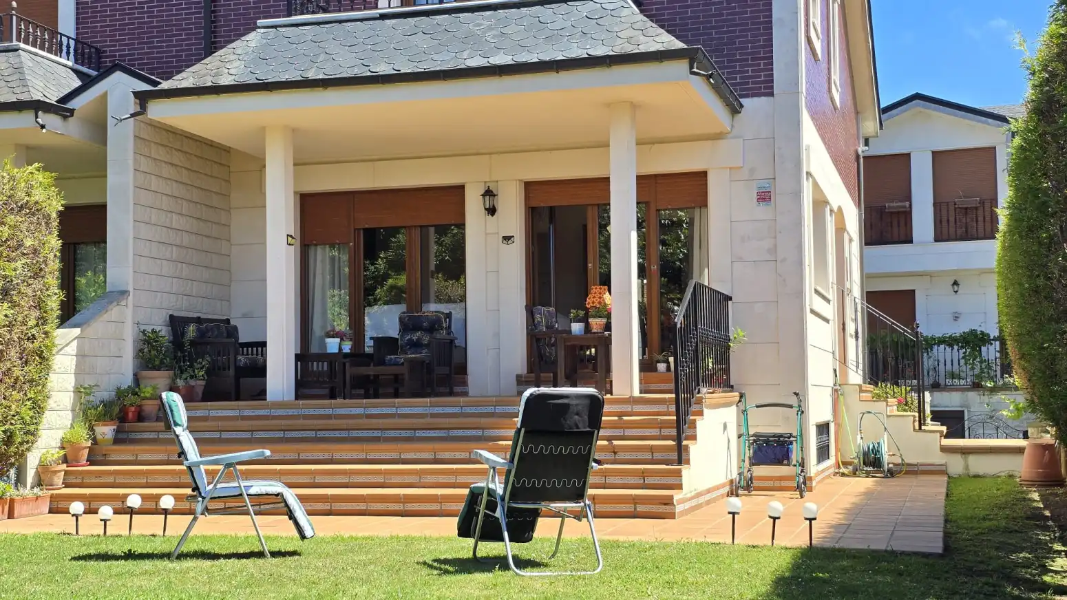 Terrassa de Casa adosada en venda en Suances amb Calefacció, Jardí privat i Parquet