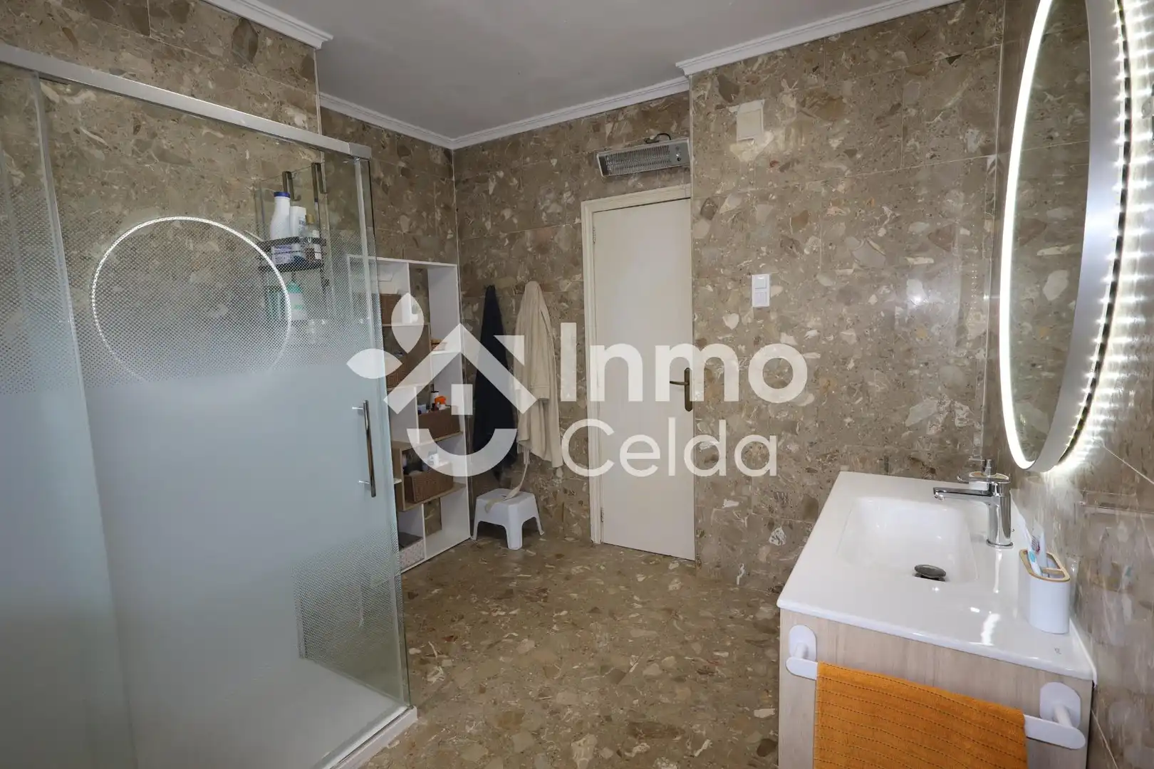 Casa o chalet en venta en Chiva con Aire acondicionado, Calefacción y Jardín privado