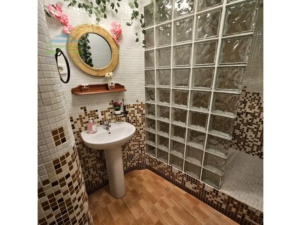 Baño de Piso en venta en Barcelona con Aire acondicionado