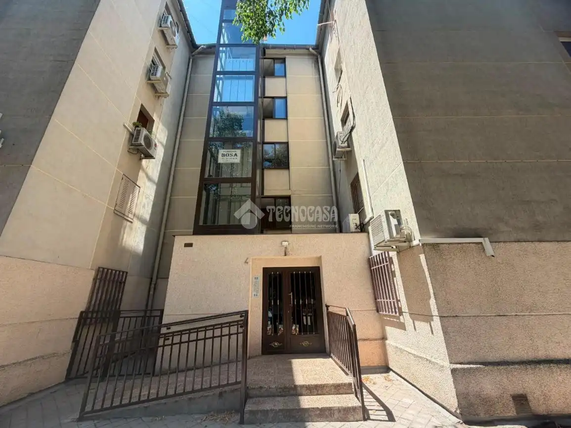 Vista exterior de Pis en venda en Madrid