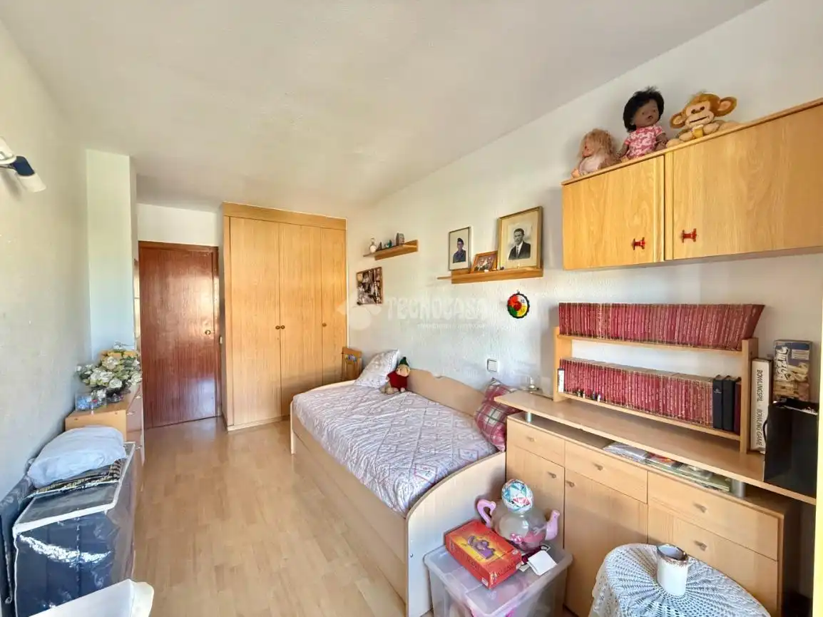 Bedroom of Flat for sale in Madrid  with Air Conditioner, Heating and Terrace
