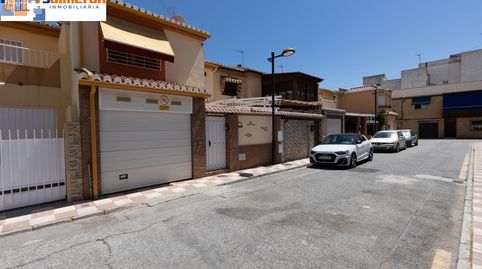 Foto 3 de Casa adosada en venda a Virgen de Loreto, Avda. De los Ogíjares, Armilla