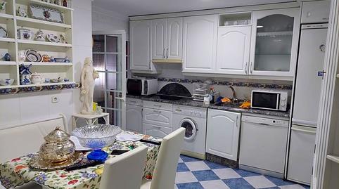 Foto 5 de Piso para compartir en De Federico Moreno Torroba, Adelfas, Madrid