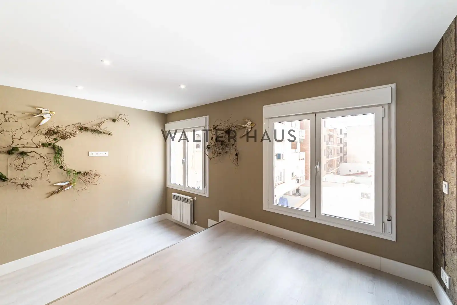 Habitación de Dúplex en venta en Madrid con Calefacción, Horno y Lavadora