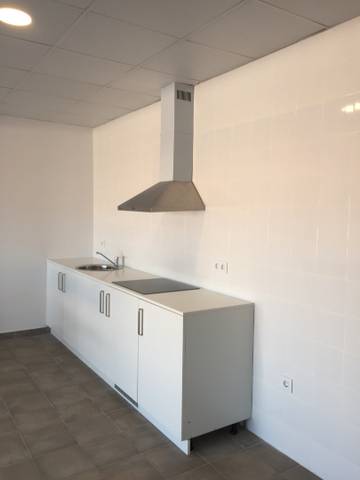 Piso en Alquiler en Carrer el Bruc en Móra la Nova